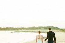 beach wedding pictures