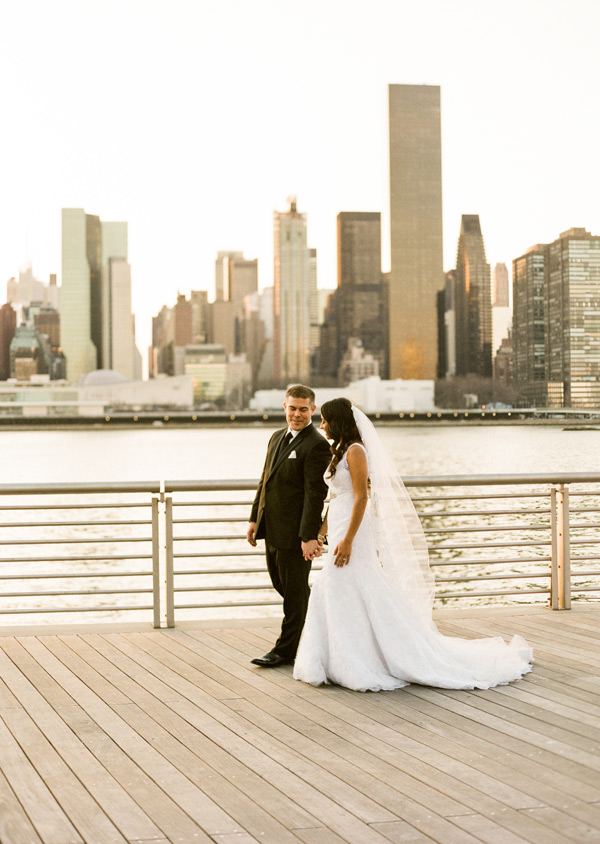 Clic Spring Wedding In Long Island City Nyc Clic Spring Wedding In Long Island City Nyc Photographer Lindsay Madden Photography
